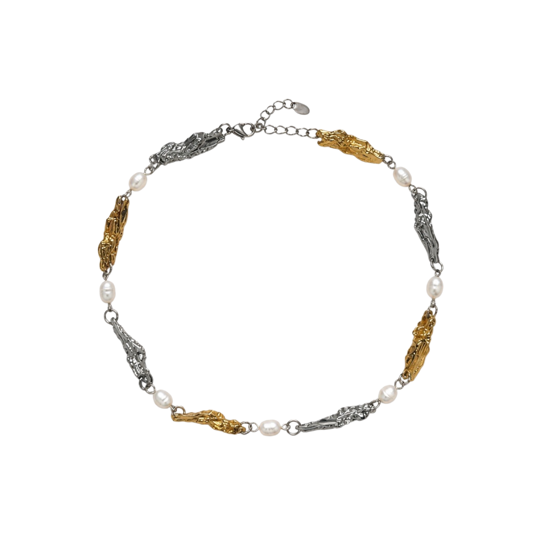 The Leona Necklace