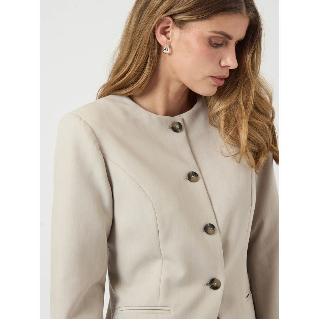 Maeve Lightweight Blazer