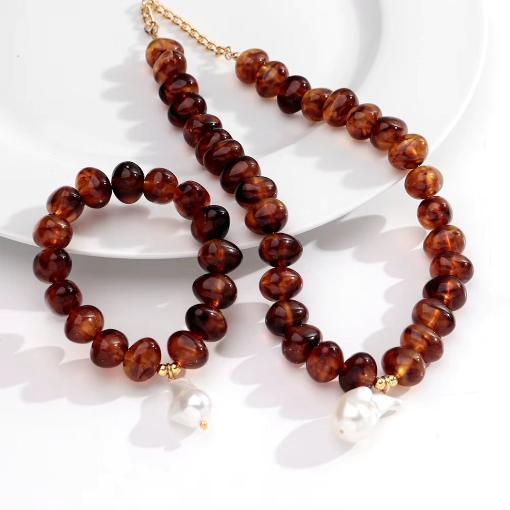 Honey Pearl Necklace & Bracelet