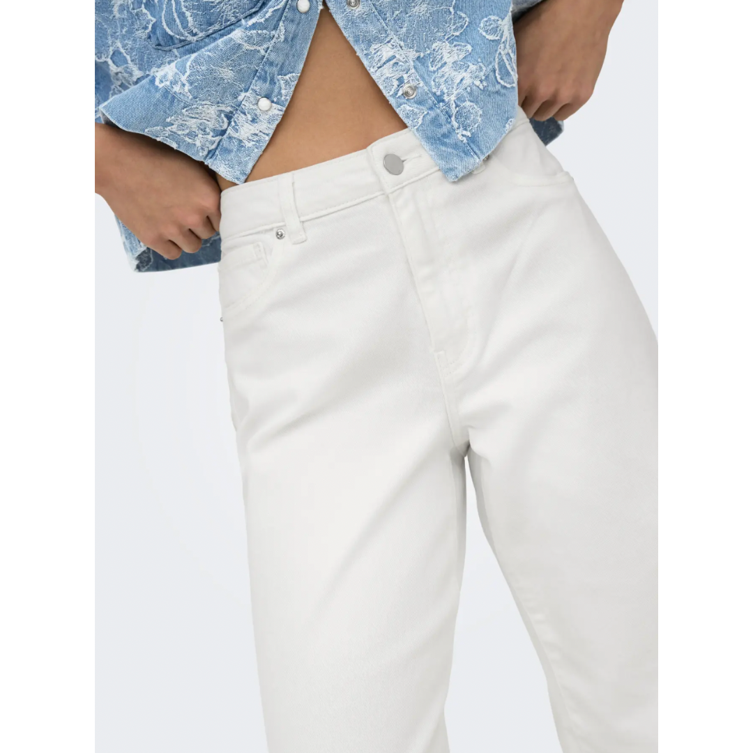 Sassy Scalloped White Jeans