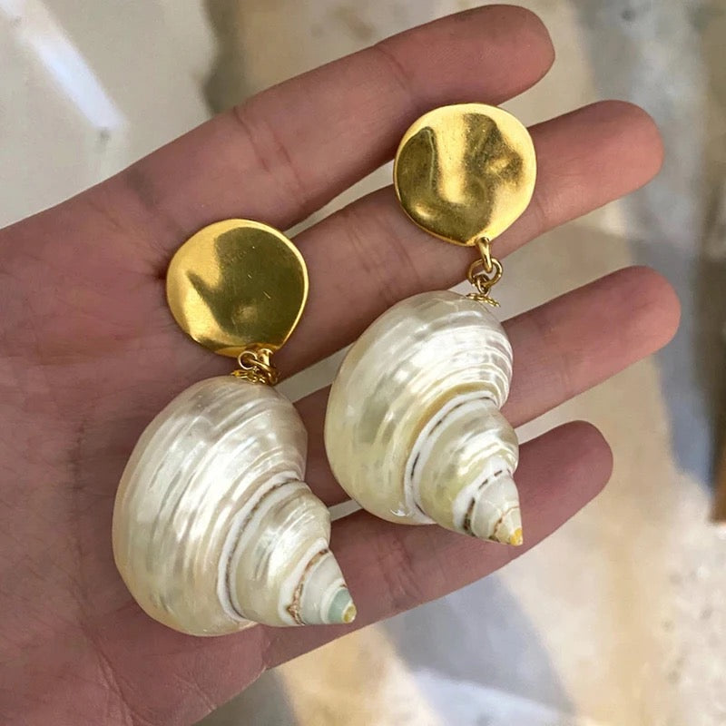 Maxi shell earrings