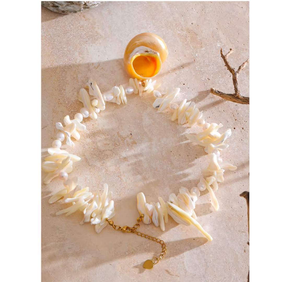 Shell Pearl Necklace