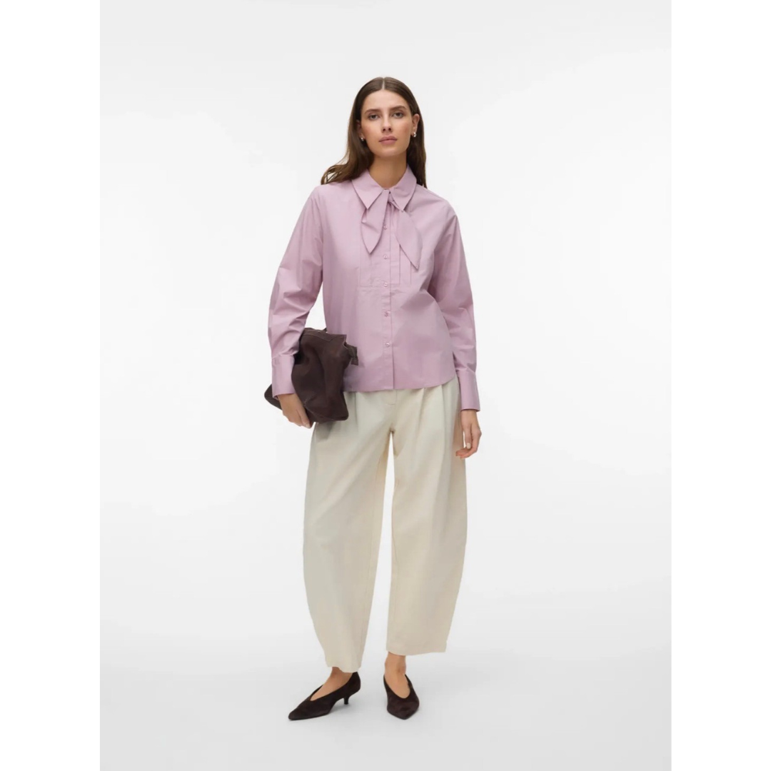 Carter neck Tie Shirt