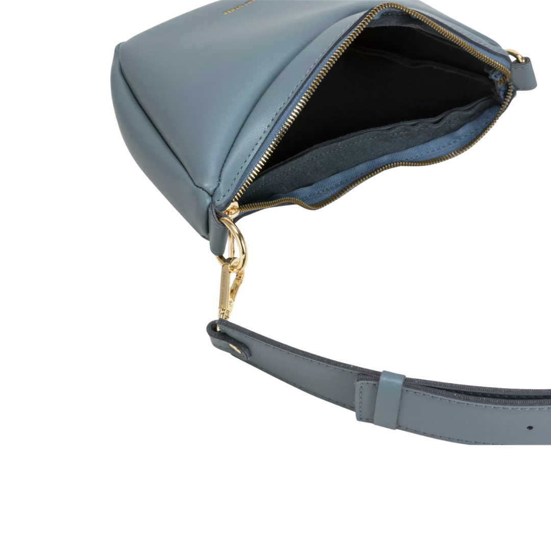 Verge Crossbody Bag (Soft Blue)