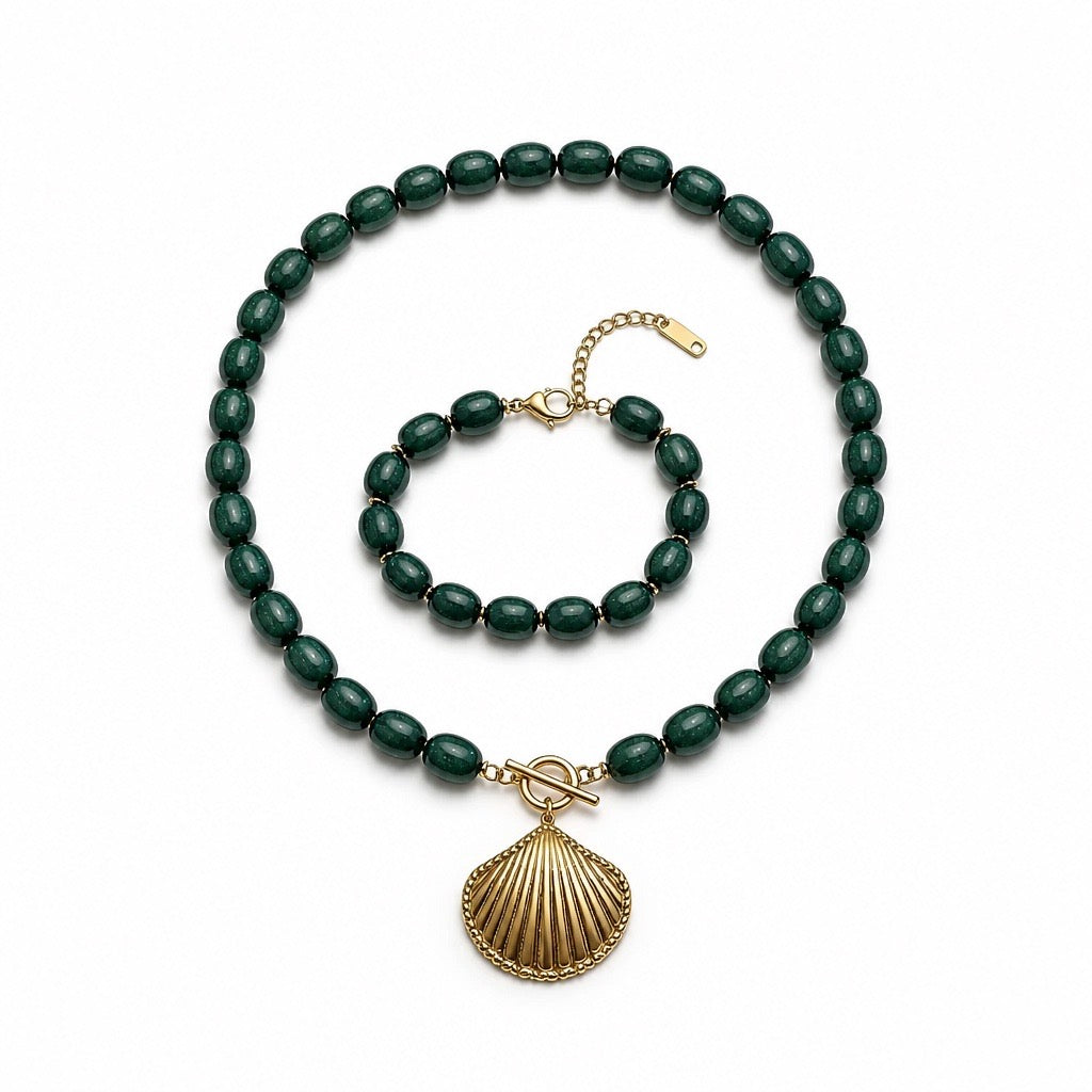 St Tropez Shell Necklace & Bracelet Set