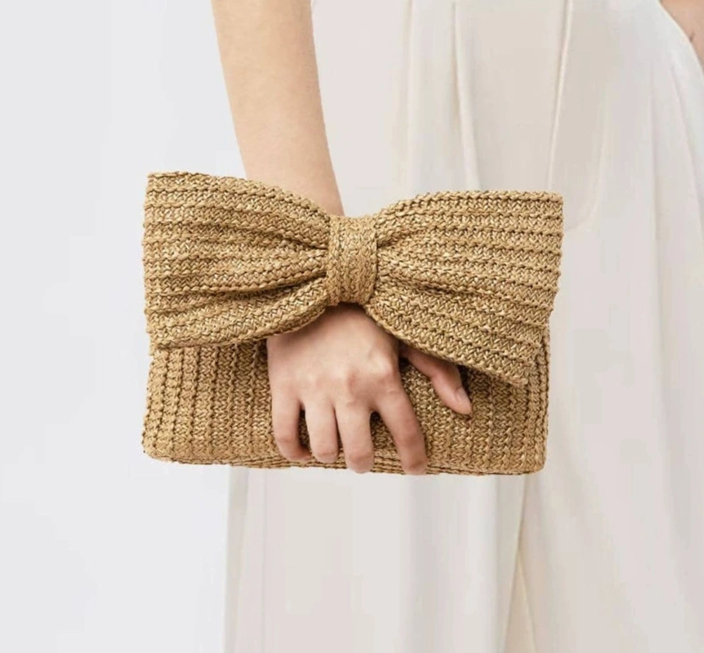 Bow handle raffia bag